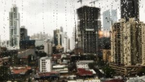 Seguros para enfrentar lluvias en edificios